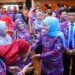 Khofifah pastikan Pemprov Jatim siap kawal status kepegawaian Perangkat Desa