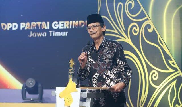 Maksimal dalam mendukung program MBG dan Koperasi Merah Putuh (KMP) di Jatim, Partai Gerindra terima Award