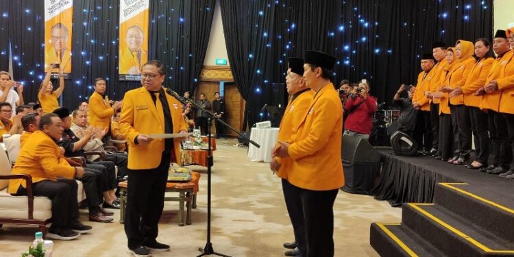 Lantik pengurus DPD Hanura Jatim, OSO: Jatim daerah panas, harus jadi semangat kader Jatim untuk Pemilu 2029