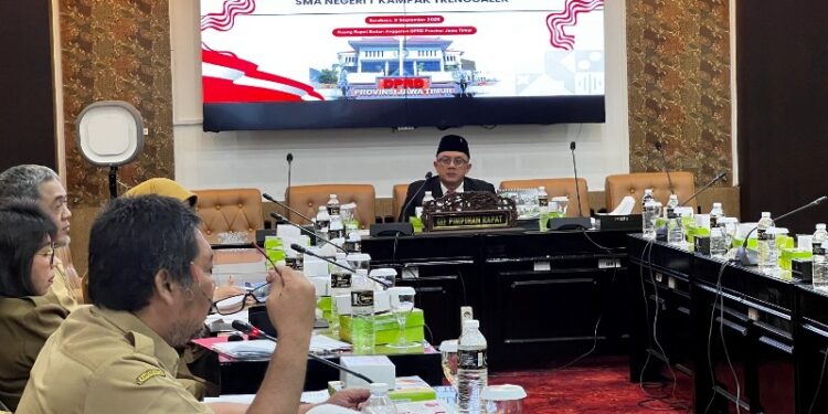 Dindik Jatim copot jabatan kepala sekolah SMKN 1 Kampak, Deni Wicaksono: Momentum memperkuat sistem pengawasan pendidikan di Jawa Timur