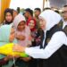 Gelar pasar murah di Paciran Lamongan, Gubernur Khofifah wujudkan pemerataan akses bahan pokok terjangkau hingga pelosok