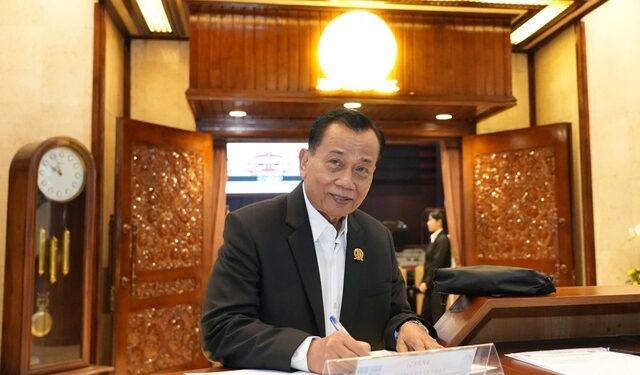 Peringatan hari Guru, Rasiyo: wujudkan siswa generasi emas 2045, Guru harus terjamin kesejahteraan