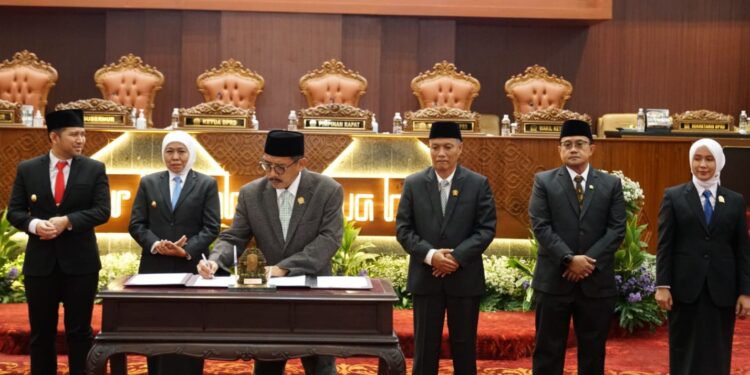 Perda PDRD resmi di revisi dan di setujui oleh DPRD Jatim