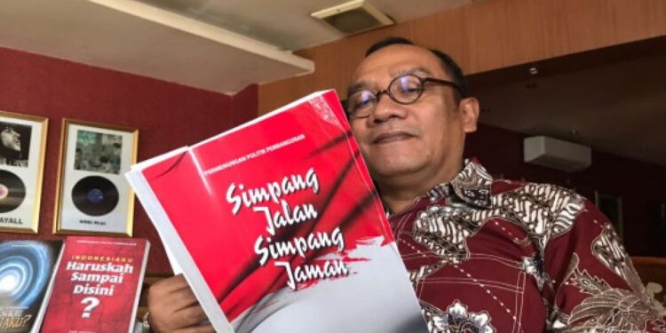Tarian Panggung Republik Usang