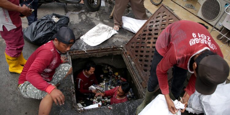 Pemkot Surabaya kebut proyek drainase, 70 persen sudah rampung