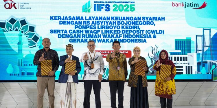 Perkuat Sinergi di Sektor Keuangan Syariah, Bank Jatim Dukung Penyelenggaraan IIFS 2025