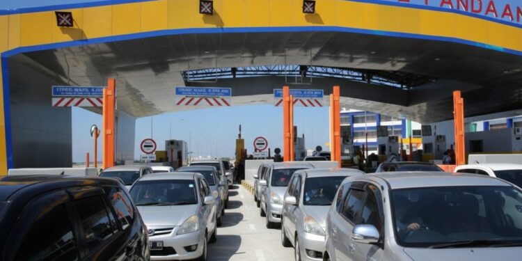 Arus Nataru padat, transaksi kendaraan Tol Gempol–Pasuruan naik 14,88 persen