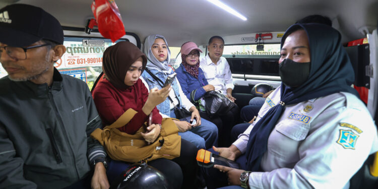 Pemkot Surabaya tegaskan tranportasi publik bebas pungli