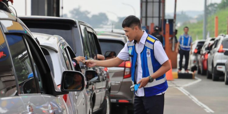 Diskon Tol Trans Jawa 20 persen mulai berlaku, volume kendaraan naik signifikan jelang Nataru