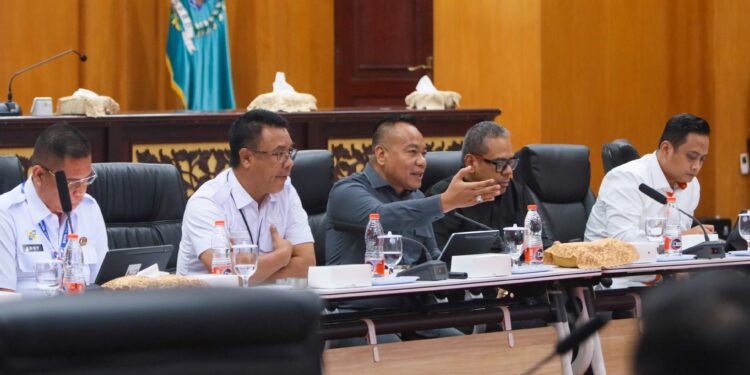 239 ribu KK tak terverifikasi, DPRD Surabaya desak Pemkot evaluasi surveyor DTSEN
