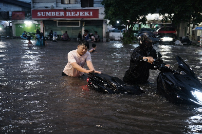 Awal 2026, sejumlah kawasan Surabaya kembali tergenang banjir