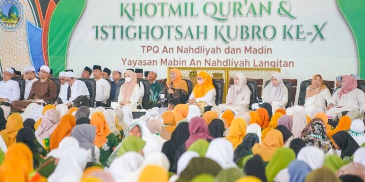Gubenur Khofifah tegaskan peran Ulama dan Umara sebagai pilar kekuatan Jatim