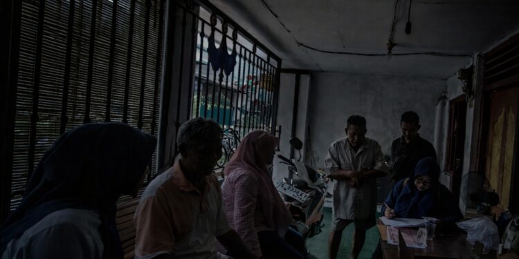 Aduan Bansos di Pacarkeling ungkap masalah akurasi data