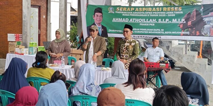 Reses di Pohjejer, Gus Atho tegaskan kesejahteraan guru TPQ dan buruh akan jadi prioritas di perjuangkan