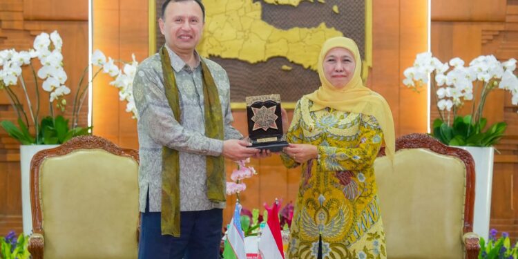 Terima Dubes Uzbekistan, Khofifah jajaki kerjasama sister province Jatim – Samarkand