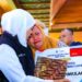Awal Ramadan, Khofifah perkuat bantalan sosial warga Sidoarjo lewat sapa Bansos dan Pemberdayaan Ekonomi