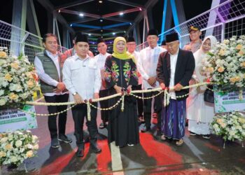 Resmikan jembatan Bubak Mojokerto, Gubernur Khofifah: Tumbuhkan akses ekonomi warga