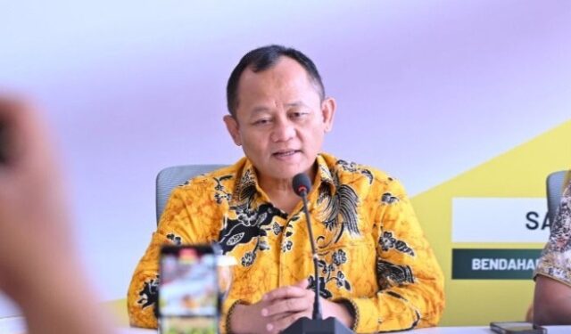 Sekjen Golkar: Kalau memang Presiden mengintruksikan, gaji kader Golkar siap di potong untuk negara