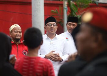 Gelar puncak Nuzulul Quran, DPD PDIP Jatim hadirkan KH Fahmi Amrullah, salurkan santunan untuk 500 anak yatim dan 50 janda