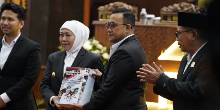 LKPJ Gubernur Jatim 2025 disampaikan, DPRD Jatim tindaklanjuti dengan bentuk Pansus