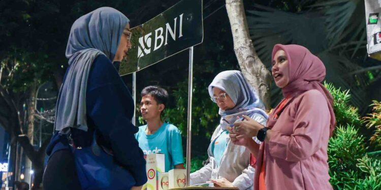 Parkir Non Tunai Surabaya Mulai Disosialisasikan, Dishub Buka Layanan Kartu E-Money di Taman Bungkul