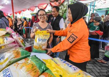 Takut Harga Sembako Naik Saat Ramadan? Pemkot Surabaya Gelar Pasar Murah di 93 Titik, Harga di Bawah Pasar