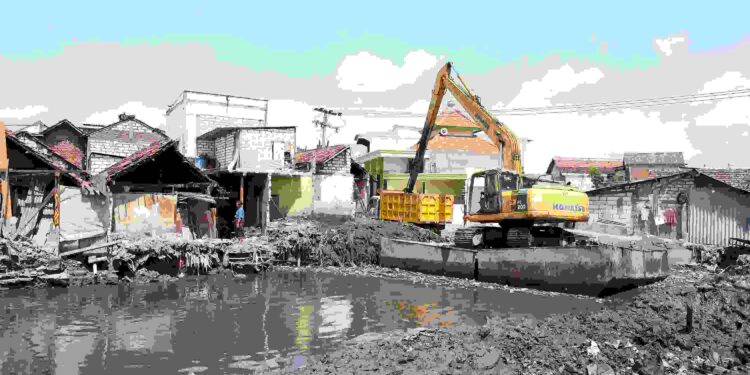 Polemik Rencana Normalisasi, Pemkot Surabaya: Aturan Menteri PUPR Tegaskan Lebar Kali Krembangan 28 Meter, Bukan 8 Meter
