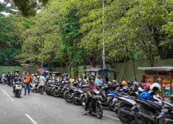 Antisipasi Lonjakan Libur Lebaran, Dishub Surabaya Siapkan Parkir KBS di TIJ dan Sutos