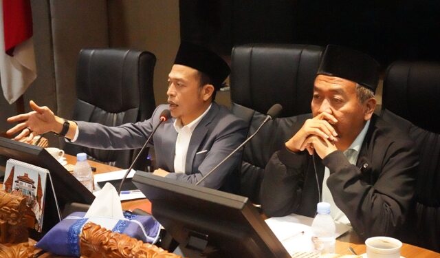 Selesaikan polemik jalan kawasan Penjaringan sari Pandugo, Komisi A DPRD Jatim undang warga sekitar