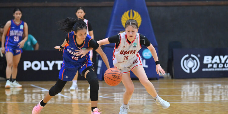 Ubaya Putri Menang Besar, Coach Wellyanto Justru Soroti Penurunan Kualitas Basket Kampus
