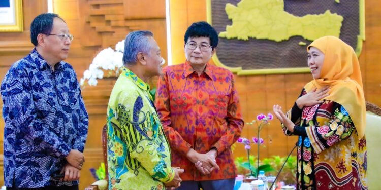 Perluas akses bahan baku dan industri kulit Jatim, Gubernur Khofifah terima Dubes RI untuk Australia dan pelaku Bisnis Australia