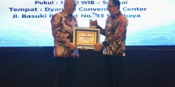 Tekankan prinsip keterbukaan pada media dan masyarakat, DPRD Jatim peroleh award di puncak HPN 2026