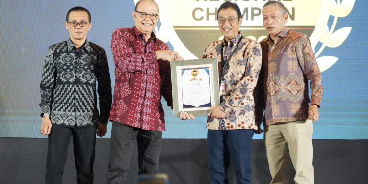 Kinerja moncer Bank Jatim raih penghargaan dari The Asian Post