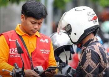 Armuji Minta Warga Surabaya Dukung Parkir Nontunai, Tolak Pembayaran Tunai