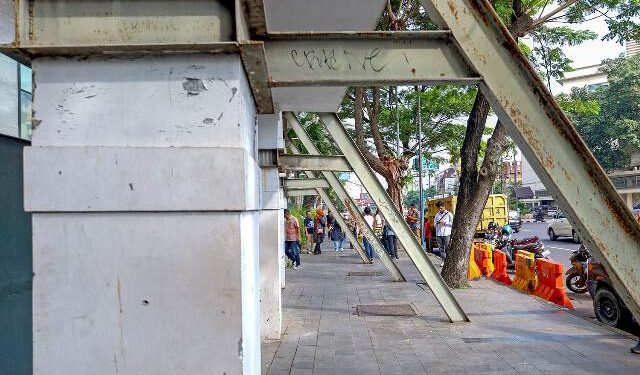 Pemkot Surabaya Bongkar Fasad Eks Toko Nam di Embong Malang, Pedestrian Dipulihkan