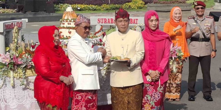 Surabaya 733 Tahun, Ketua DPRD: Infrastruktur Penting, Tapi Pendidikan, Kesehatan dan Rumah Layak Huni Jangan Tertinggal