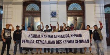 DKS Digusur, Seniman Surabaya Aksi Turun ke Jalan