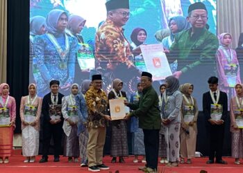 UMAHA Gelontorkan Beasiswa Rp282 Juta, Buka Jalan Siswa SMK Raih Pendidikan Tinggi