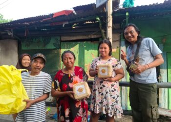 Forwan Surabaya Tebar 500 Paket Daging Kurban