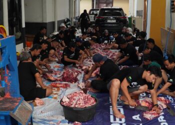 Pegadaian Kanwil XII Surabaya Tebar 1.000 Paket Daging Kurban