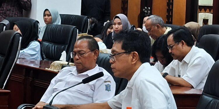 200 Siswa Surabaya Diduga Keracunan MBG, DPRD: Indikasi Pelanggaran HAM dan Sentralistik
