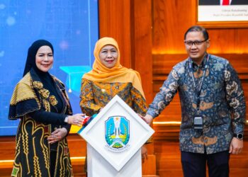 Perkuat akses pendidikan, Gubernur Khofifah luncurkan Beasiswa untuk SMA-SMK dan Perguruan Tinggi Swasta se- Jatim
