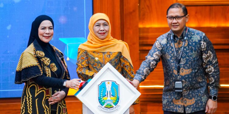 Perkuat akses pendidikan, Gubernur Khofifah luncurkan Beasiswa untuk SMA-SMK dan Perguruan Tinggi Swasta se- Jatim