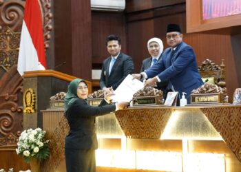 Komisi C DPRD Jatim setujui Raperda Jamkrida Jatim menjadi Perda, Pemprov siap tambah modal Rp100 Miliar