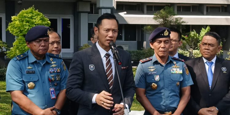 Soroti Illegal Fishing hingga Human Trafficking, AHY Minta Kekuatan Maritim dimaksimalkan