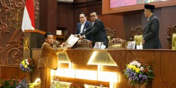 Sesuaikan aturan pusat, DPRD Jatim usulkan revisi Perda Hak Keuangan dan Administratif Pimpinan-Anggota