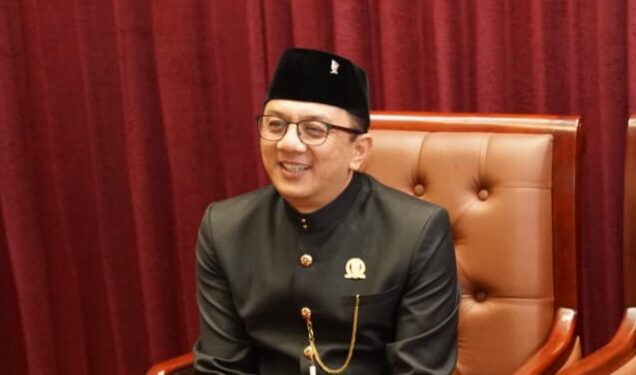 Tahun ajaran baru, Deni Wicaksono tegaskan sekolah di Jatim jangan bebani orang tua