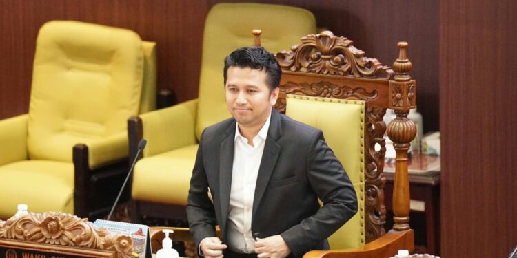Sampaikan jawaban Gubernur, Emil Dardak klaim kinerja fiskal Pemprov Jatim positif