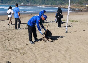AHY luncurkan Gerakan Nasional Langit Biru, ajak masyarakat jaga kebersihan pantai