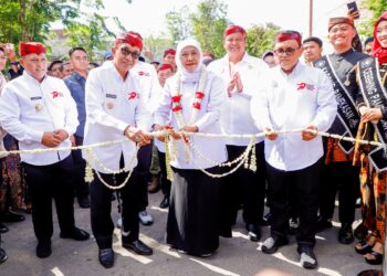 Buka “Koperasi Explore 2026” di Pamekasan, Gubernur Khofifah: Penguatan peran Koperasi sebagai penggerak ekonomi kerakyatan dan akses promosi UMKM